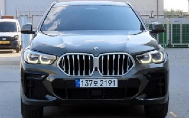 X6 (G06) xDrive 40i M 스포츠 BMW 2022/08 18,886km
